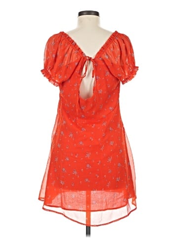 Urban Outfitters Casual Dress (view 2)