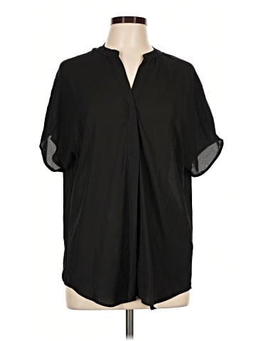 Violet & Claire Short Sleeve Blouse (view 1)