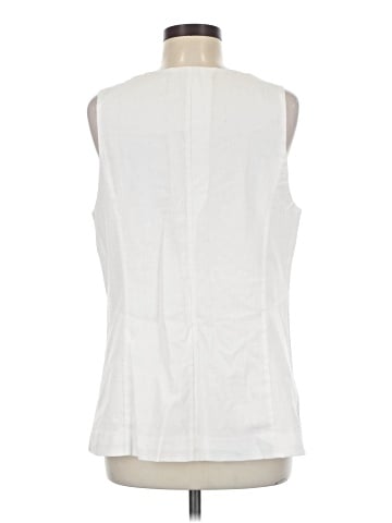 Gap Sleeveless Button-Down Shirt (view 2)