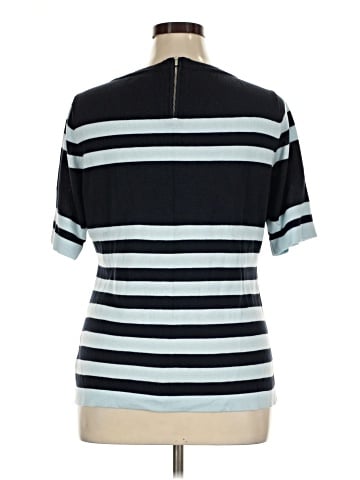 New York & Company Short Sleeve T-Shirt (view 2)