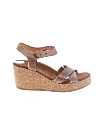Taos Wedges (view 1)