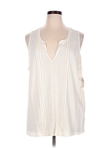 Old Navy Sleeveless Blouse (view 1)