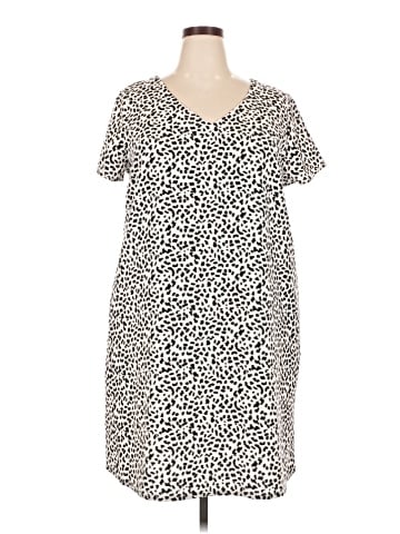 Apt. 9 Casual Dress (view 1)