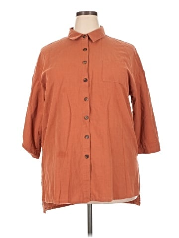 Beyove 3/4 Sleeve Button-Down Shirt (view 1)