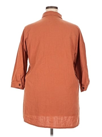 Beyove 3/4 Sleeve Button-Down Shirt (view 2)