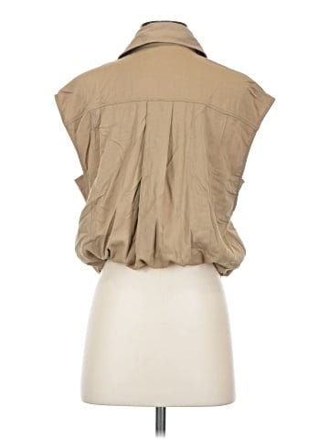 Zara Sleeveless Button-Down Shirt (view 2)