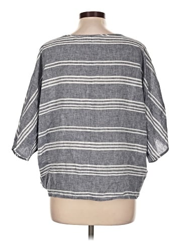 BeachLunchLounge 3/4 Sleeve Top (view 2)
