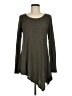 Green Envelope Gray Pullover Sweater Size M - photo 1