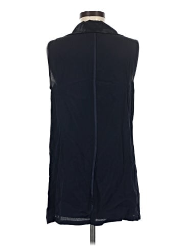 David Dart Sleeveless Button-Down Shirt (view 2)