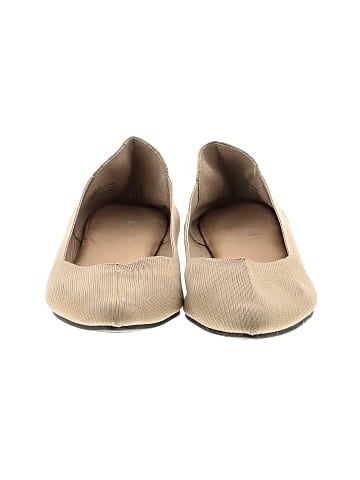 Mia Flats (view 2)