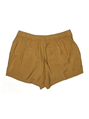Ava & Viv Khaki Shorts (view 2)