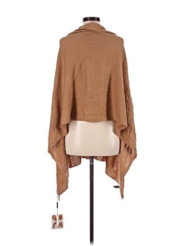 Do Everything in Love Poncho (view 2)