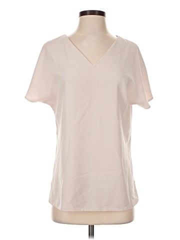 Elizabeth & Clarke Short Sleeve Top (view 1)