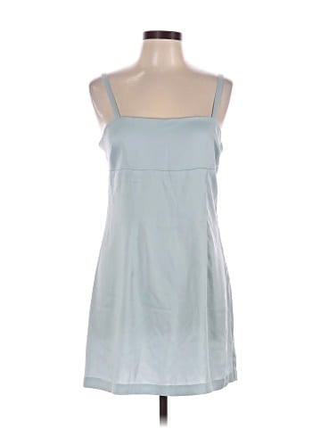 Urban Outfitters Casual Dress (view 1)