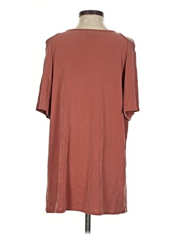 Urban Outfitters Short Sleeve T-Shirt (view 2)