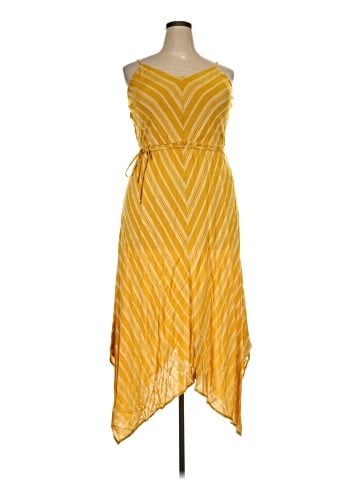 Xhilaration Casual Dress (view 1)