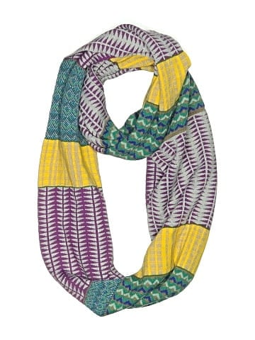 Echo Scarf (view 1)
