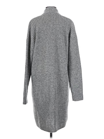 Uniqlo Cardigan (view 2)