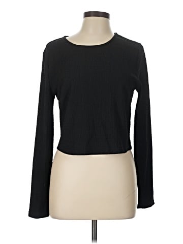 Versona Long Sleeve T-Shirt (view 1)