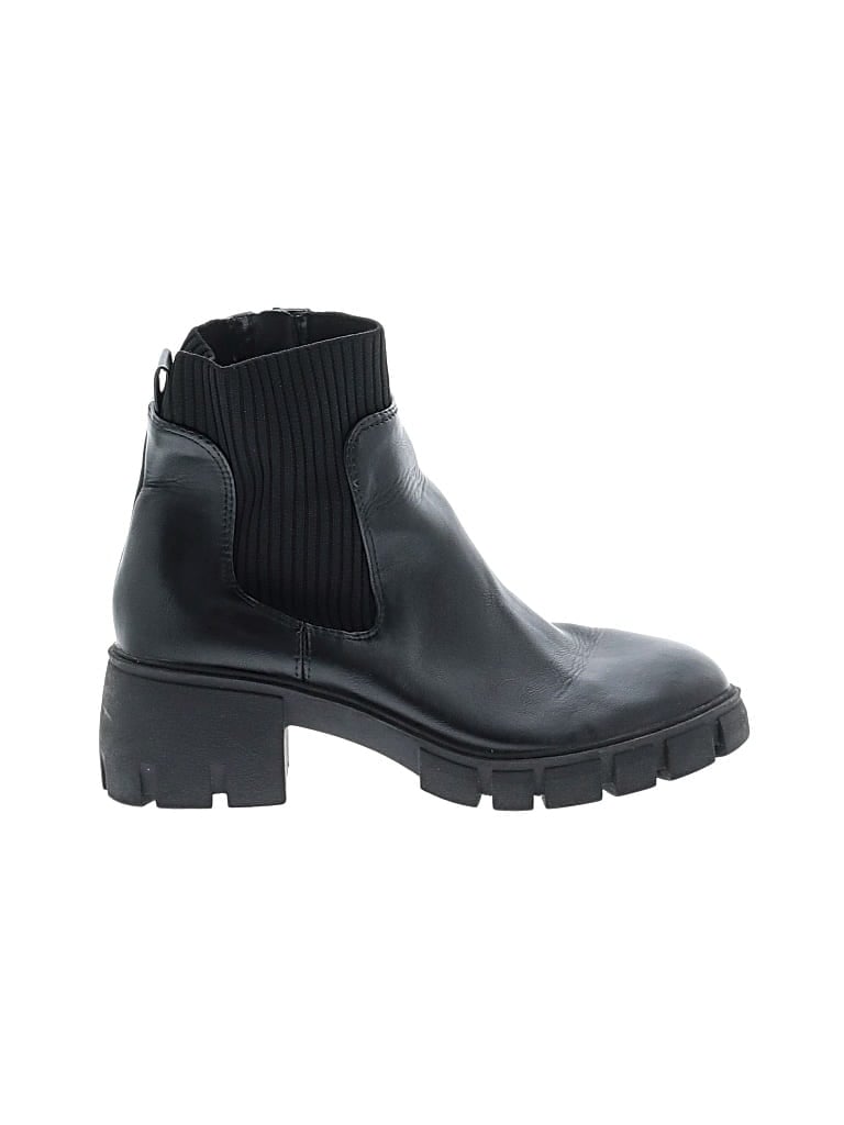 Pre-owned Universal Thread Ankle Boots In Black