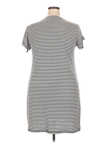 LC Lauren Conrad Casual Dress (view 2)