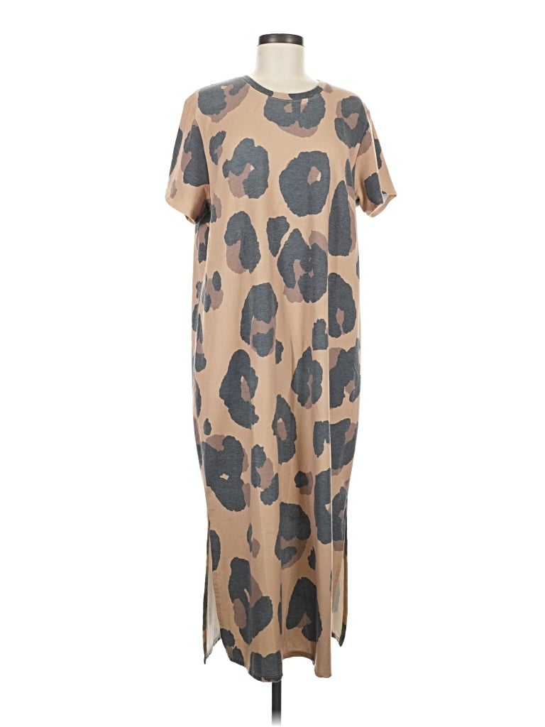 Pre-owned Mud Pie Casual Dress In Tan