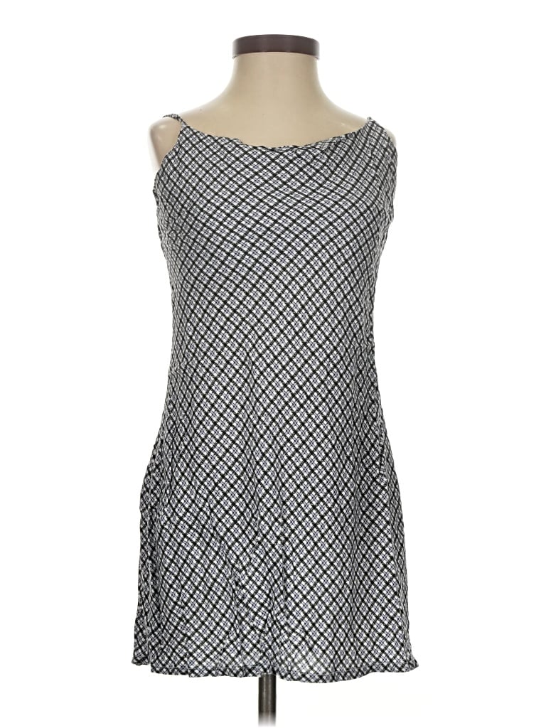 Pre-owned Rvca Casual Dress In Gray