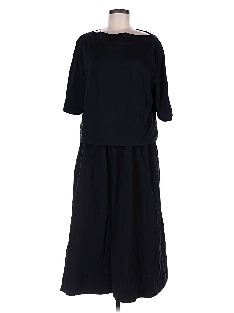 Pre-owned Cos Casual Dress In Black