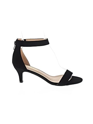 Dream Pairs Sandals (view 1)