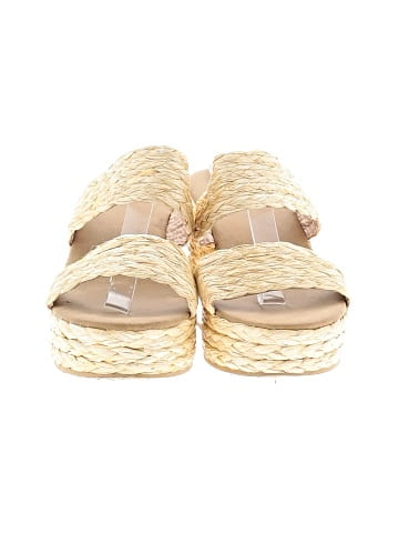 Unbranded Wedges (view 2)