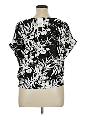 Belldini Short Sleeve Blouse (view 2)
