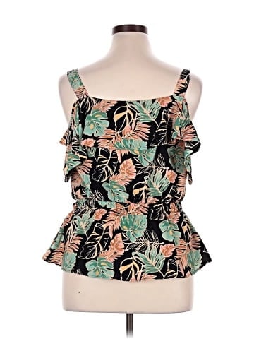 Sweet Rain Sleeveless Blouse (view 2)