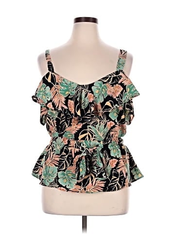Sweet Rain Sleeveless Blouse (view 1)