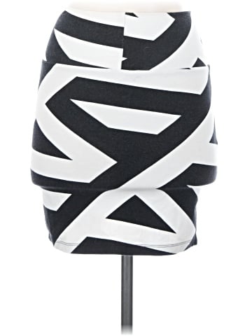 Charlotte Russe Casual Skirt (view 2)