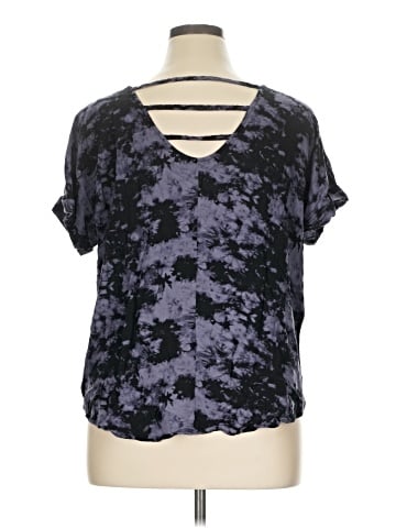 Rock & Republic Short Sleeve Top (view 2)