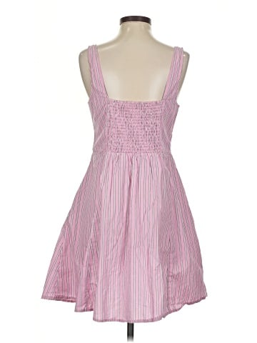 Old Navy Casual Dress (view 2)