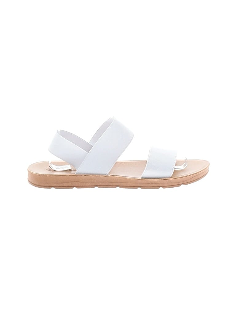 Pre-owned Ardene Sandals In White
