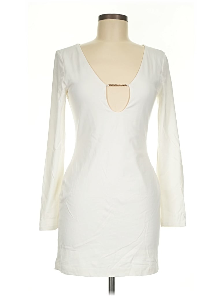 Pre-owned Nbd Casual Dress In Ivory