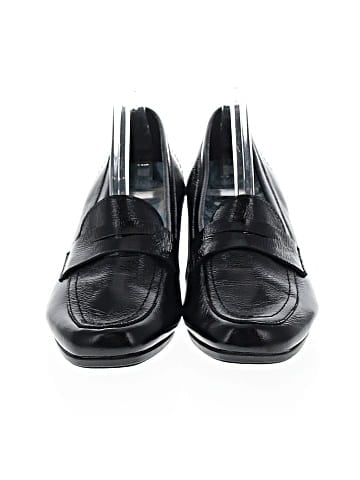 Munro American Heels (view 2)