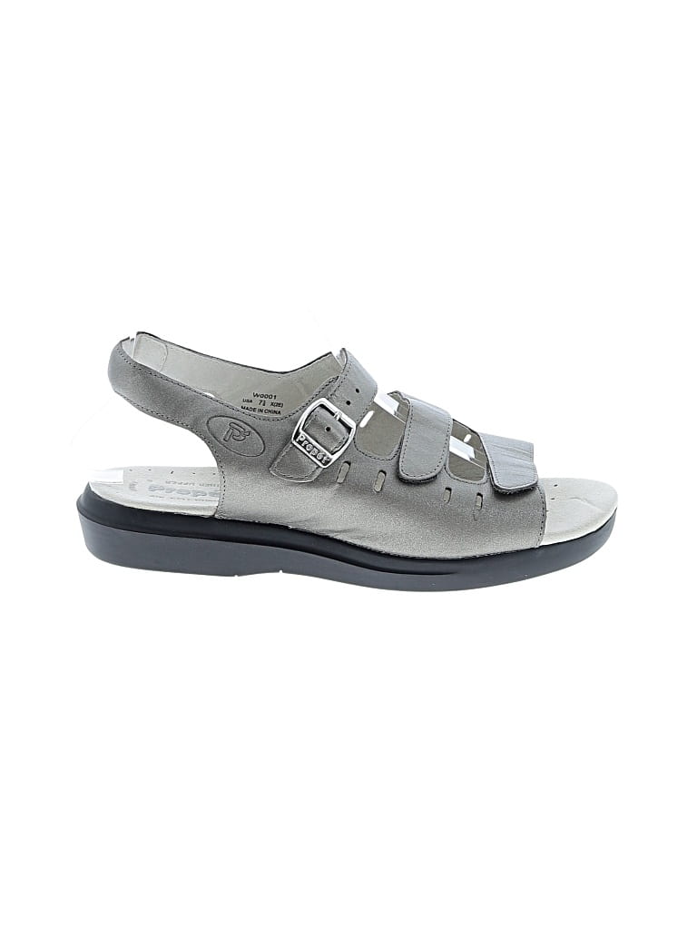 Pre-owned Propét Sandals In Gray