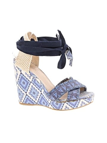 Theodora & Callum Wedges (view 1)
