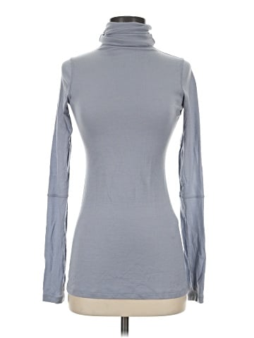 Lululemon Athletica Long Sleeve Top (view 1)