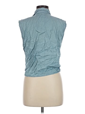 Unbranded Sleeveless Button-Down Shirt (view 2)