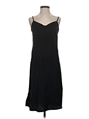 Urban Outfitters Casual Dress (view 1)