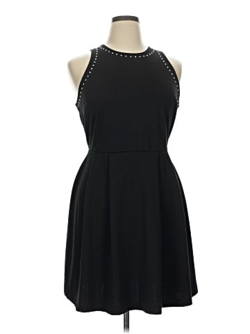 Mossimo Cocktail Dress (view 1)