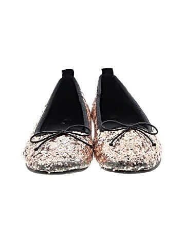 Zara Flats (view 2)