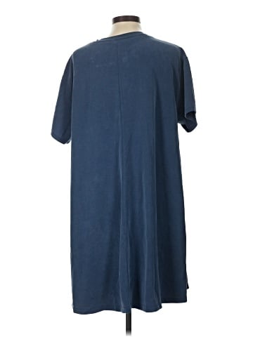 Lululemon Athletica Casual Dress (view 2)