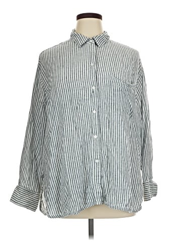 Old Navy Long Sleeve Button-Down Shirt (view 1)