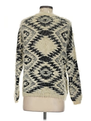 Forever 21 Pullover Sweater (view 2)