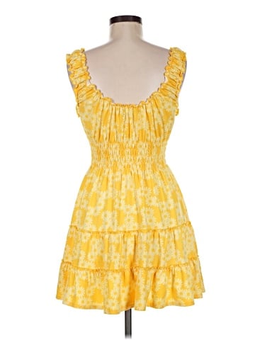 Urban Outfitters Casual Dress (view 2)